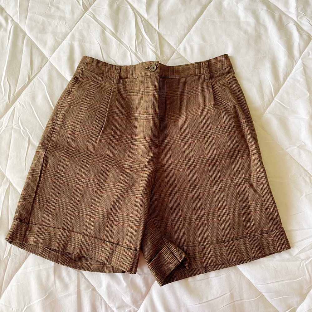 Brandy Melville High-Rise Brown Alani Shorts
